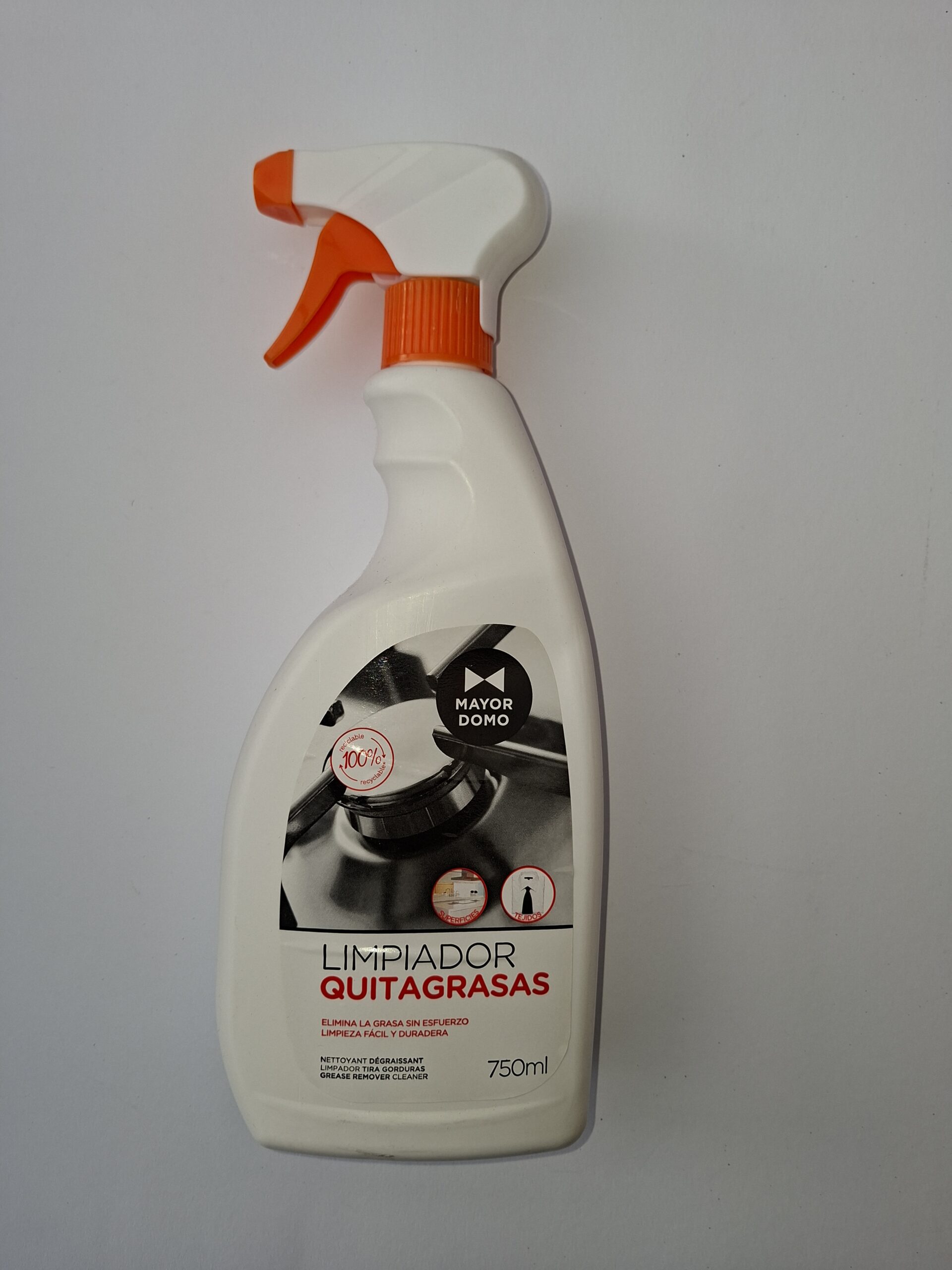 Schoonmaakmiddel. Geschikt voor vele doeleinden. Flacon met spuit pistool.750 ml.